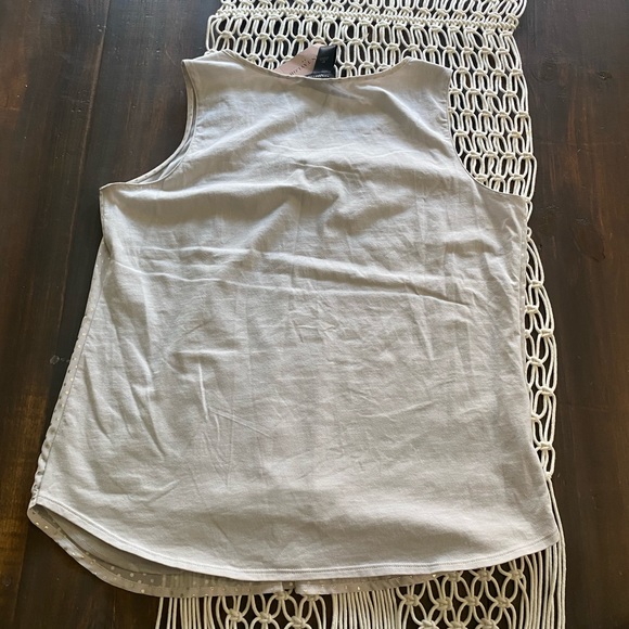 NWT Ann Taylor gold polka dot blouse - Picture 7 of 7